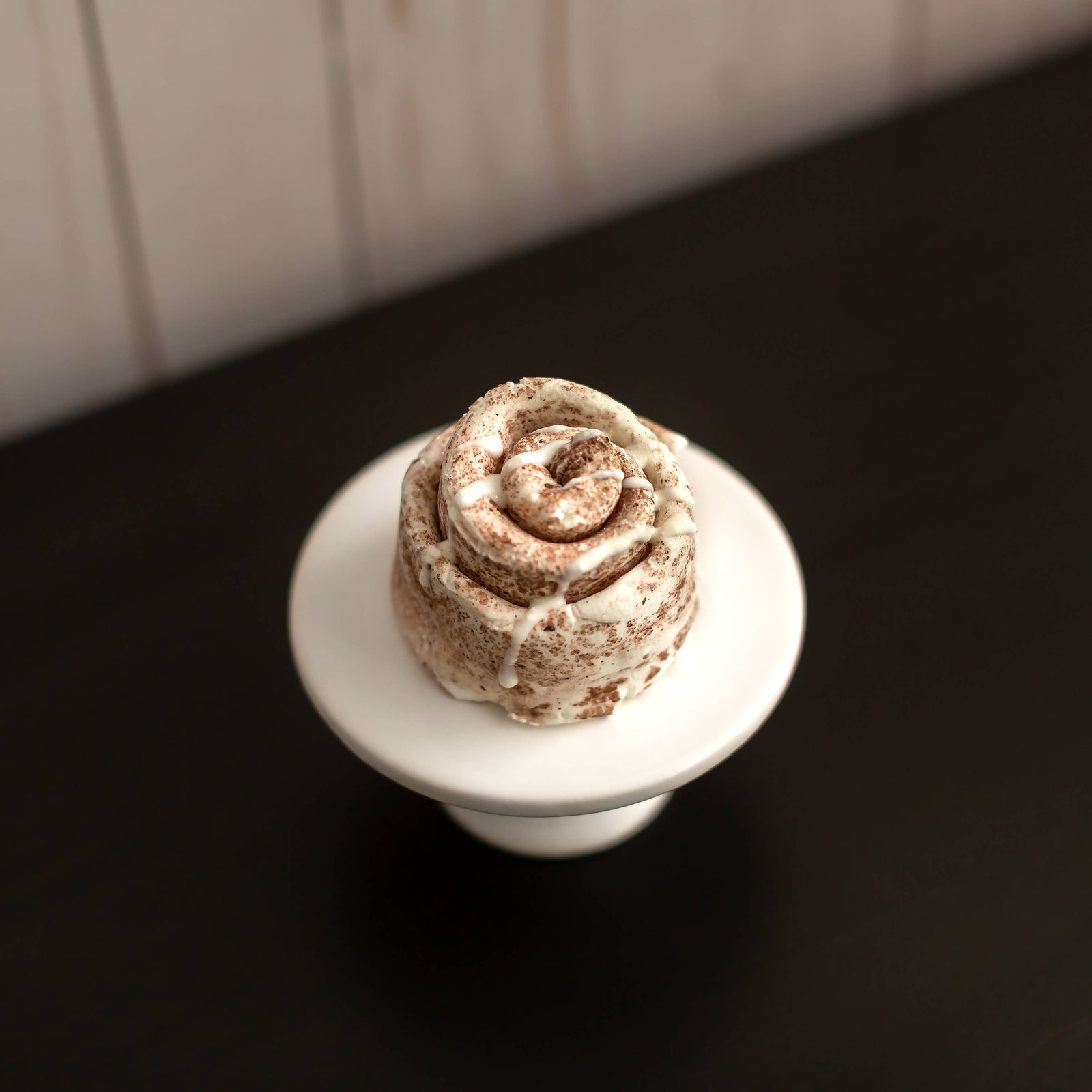 CINNAMON BUN BUBBLE BAR
