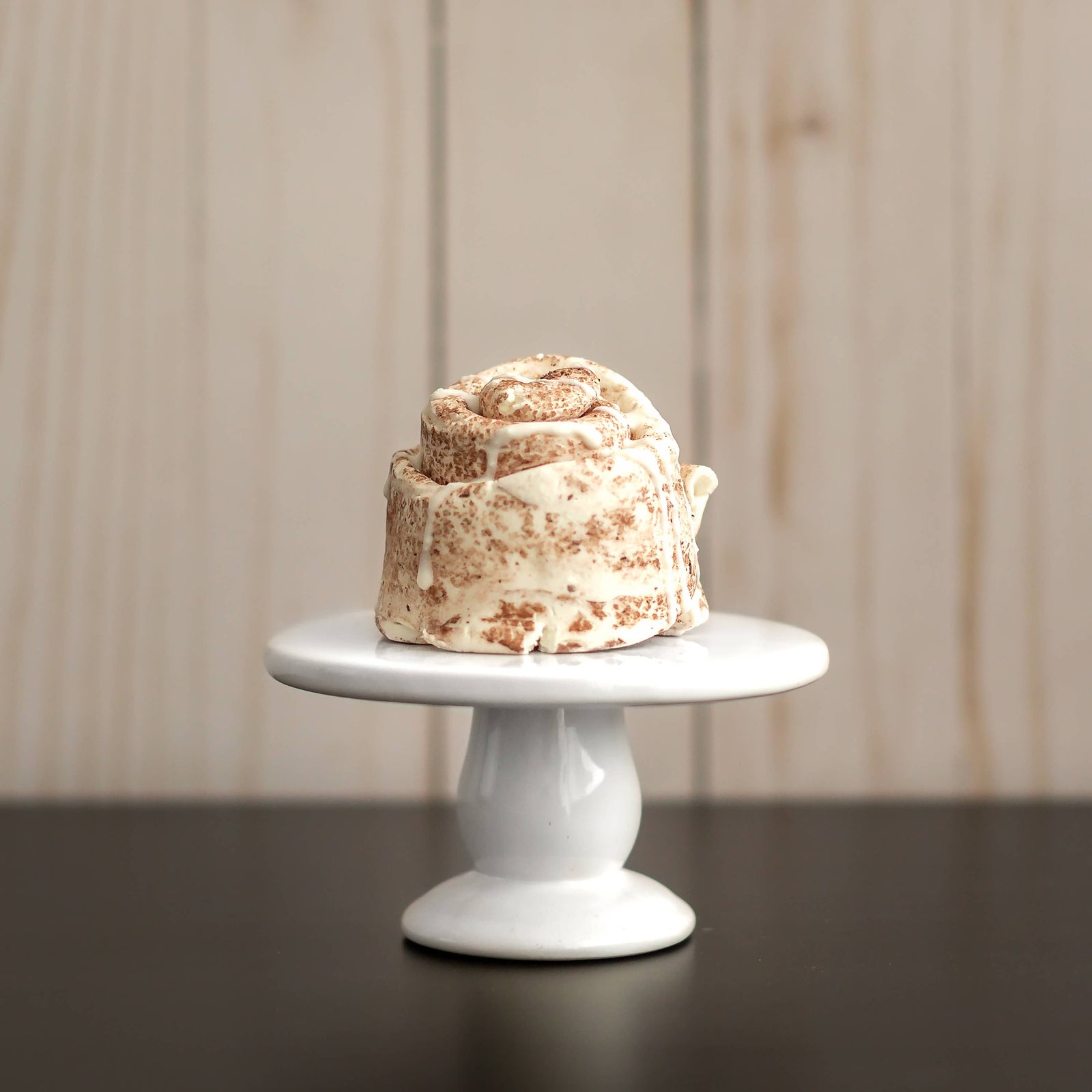 CINNAMON BUN BUBBLE BAR